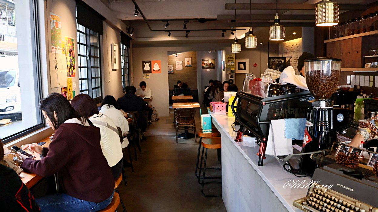 水哥咖啡評論｜google 4.6好評的大安站深夜咖啡廳，咖啡種類多元