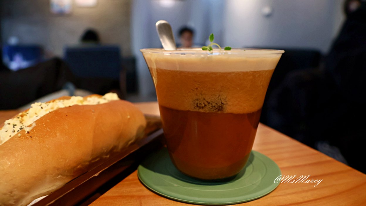 水哥咖啡評論｜google 4.6好評的大安站深夜咖啡廳，咖啡種類多元