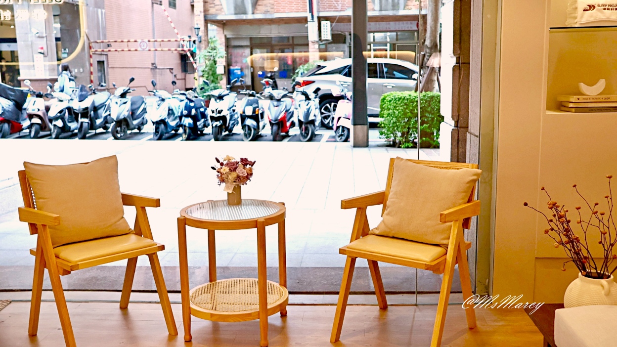 深眠計劃 Sleep Project 藝文店|結合冥想頌缽頭部spa七脈輪精油的舒眠放鬆好店 - 第7張圖 深眠計劃 Sleep Project 藝文店|結合冥想頌缽頭部spa七脈輪精油的舒眠放鬆好店