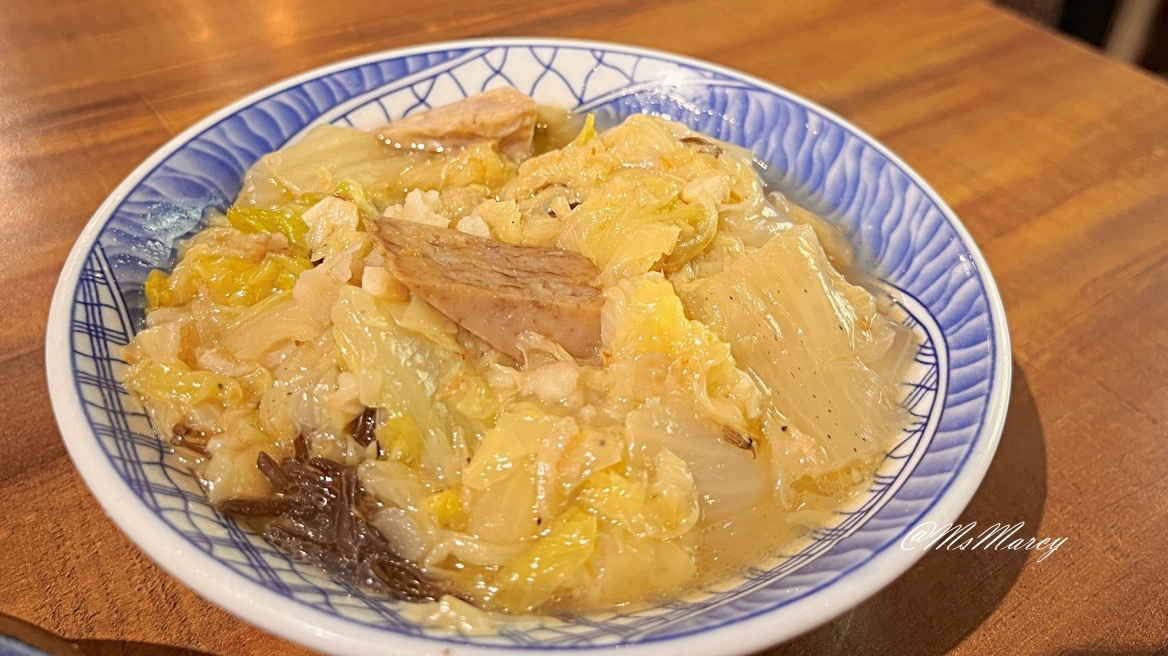 新店區公所美食│超人鱸魚：米其林必比登推薦真實評論&菜單