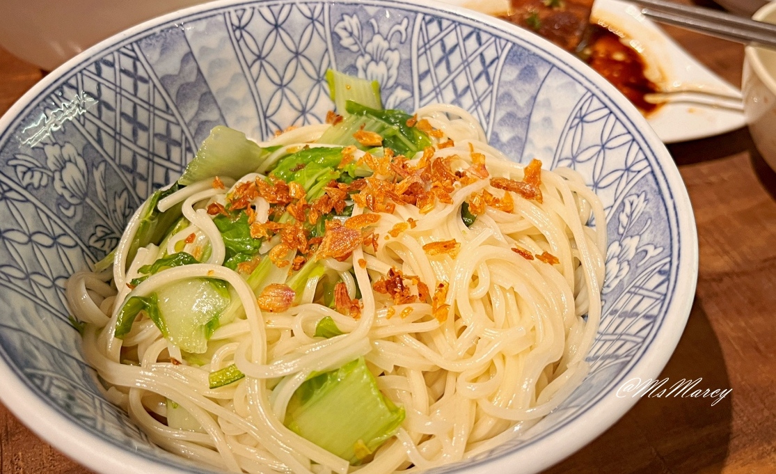 新店區公所美食│超人鱸魚：米其林必比登推薦真實評論&菜單