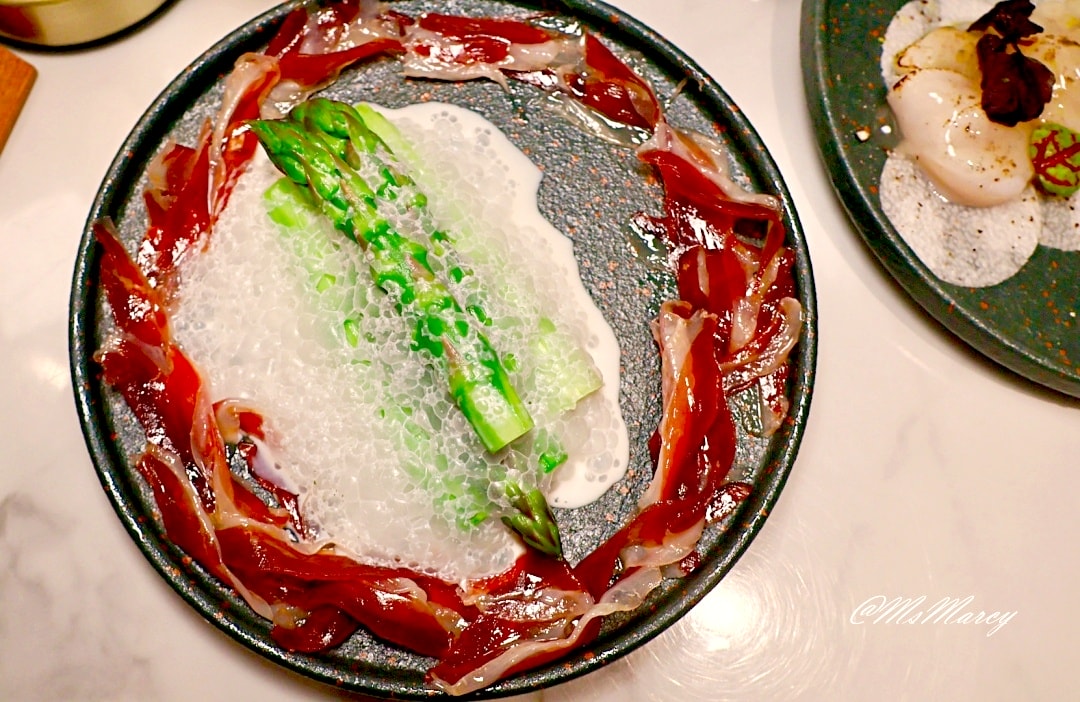 緩緩FABULA Fusion Cuisine & Bar 評論&菜單：金曲歌后孫盛希打造的東區藝廊無國界美食餐廳