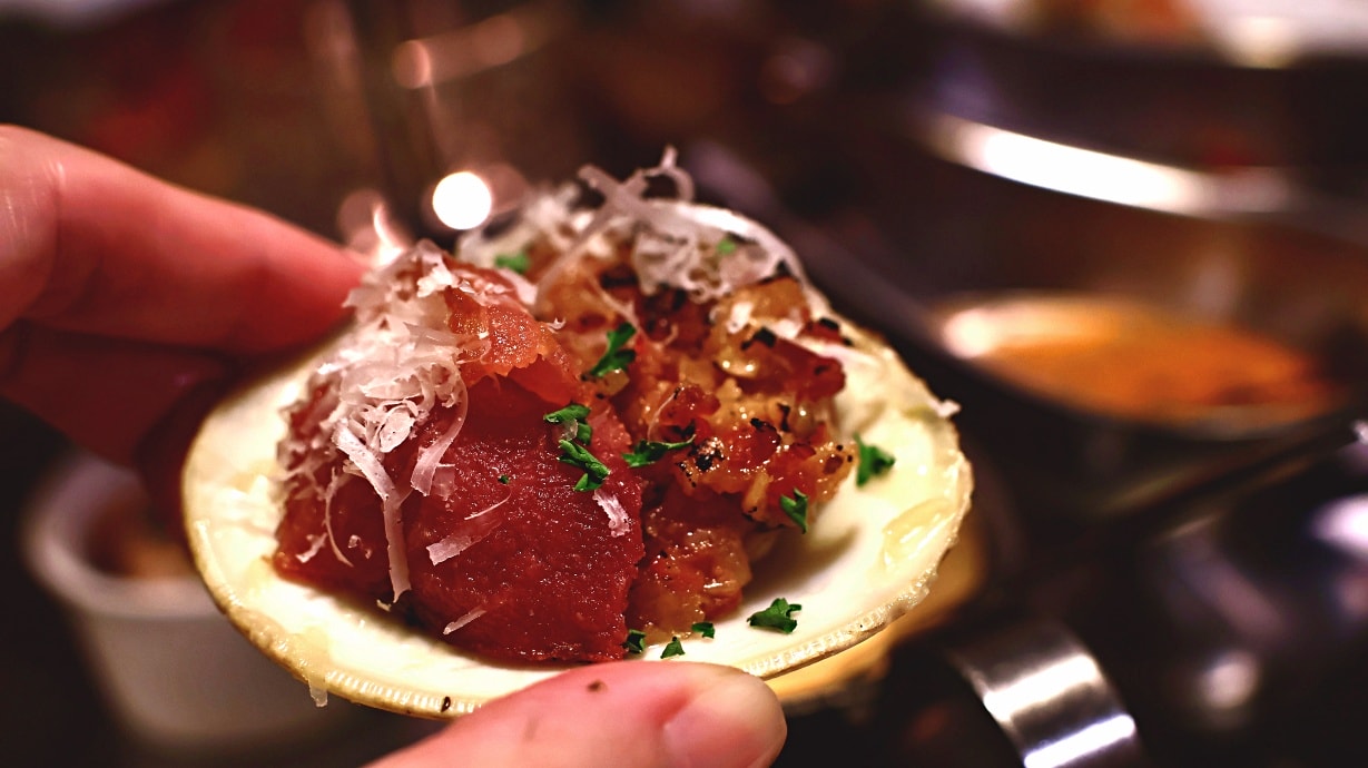 小巨蛋南京三民餐廳推薦｜Wayne’s New York 瑋恩紐約美式龍蝦牛排餐廳評論：浮誇海鮮塔和老饕肋眼上蓋