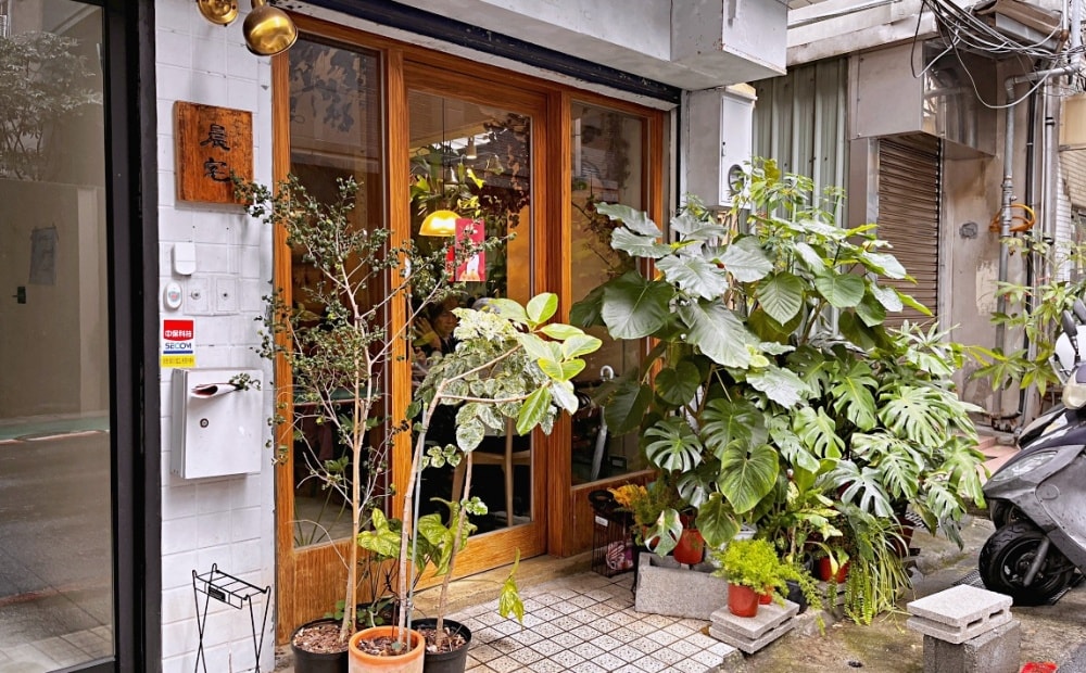 永康早午餐｜晨宅 Café & Brunch早午餐 舒芙蕾：假日必訂位人氣名店