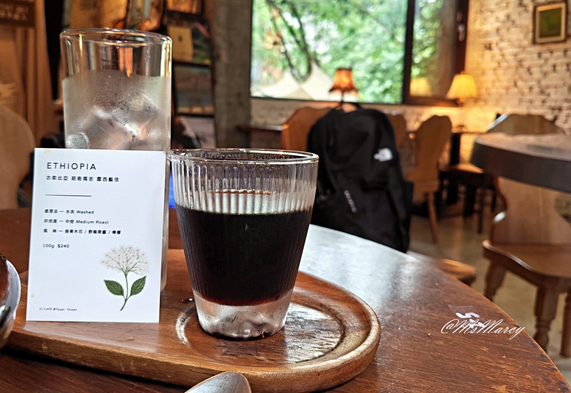 大安森林公園咖啡廳推薦｜2J CAFE 韓系老宅氛圍咖啡廳