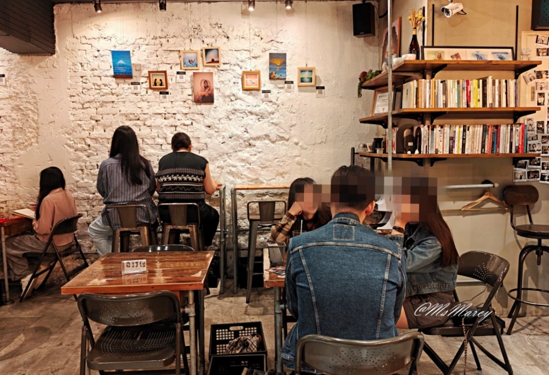 Remember Me_記得我．café評論｜台北小巨蛋深夜咖啡館，營業至凌晨兩點的文青寵物友善