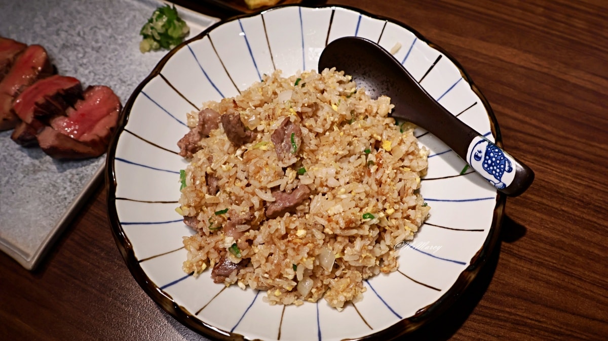 中山居酒屋推薦｜鑫炭號居酒屋：林森北路行家才知，厚切和牛牛舌&串燒聞名